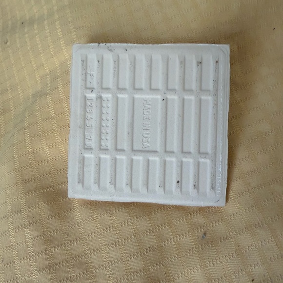 La Madame - Picture 2 of 2